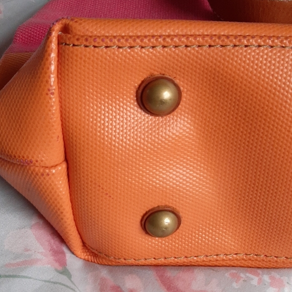 Fossil hot pink tote - Picture 6 of 7